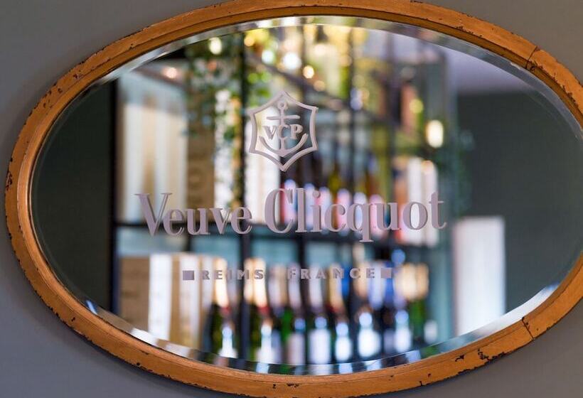 בית מלון כפרי The Riverside