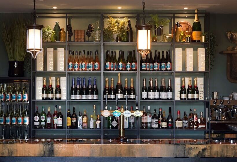 בית מלון כפרי The Riverside