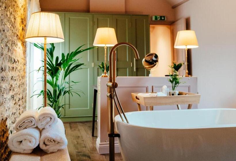 בית מלון כפרי The Grosvenor Stockbridge