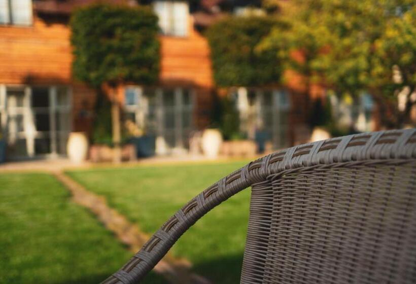 فندق The Grosvenor Stockbridge