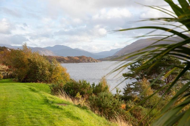 Отель Harbour House