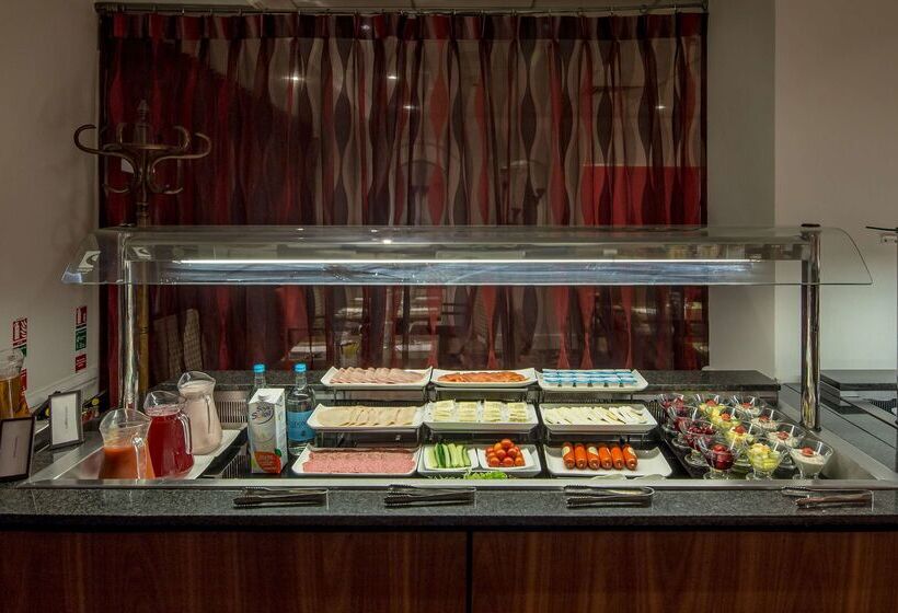 هتل Hilton Leicester