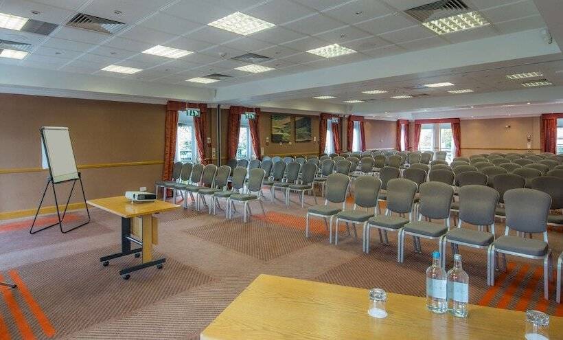 هتل Hilton Leicester