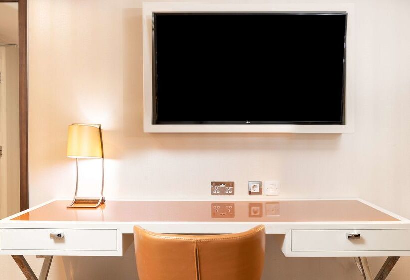 Отель Hilton London Hyde Park