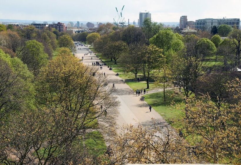 Отель Hilton London Hyde Park