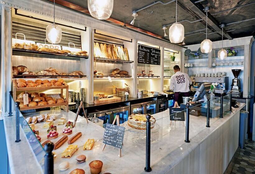 Отель Hilton London Hyde Park