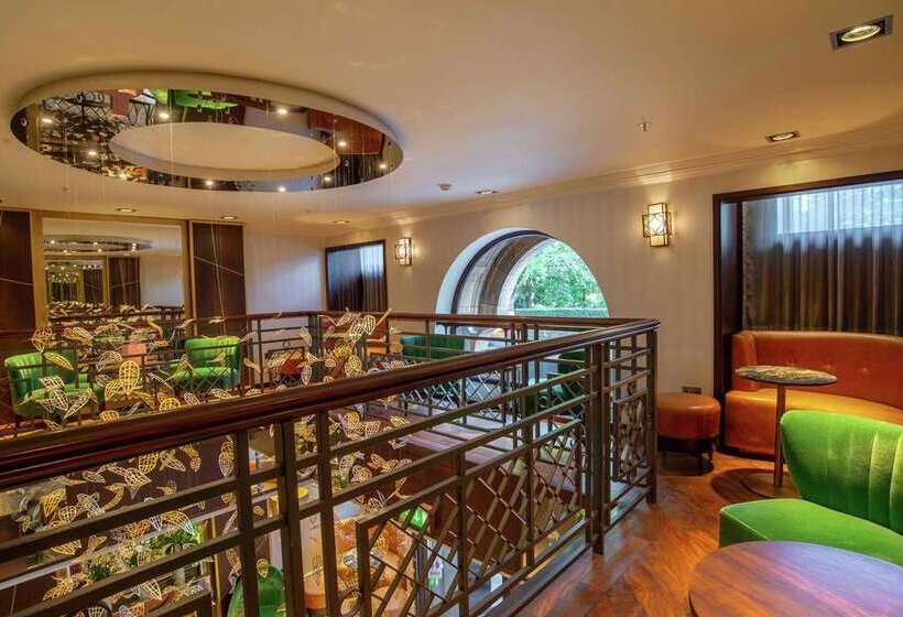 Отель Hilton London Hyde Park