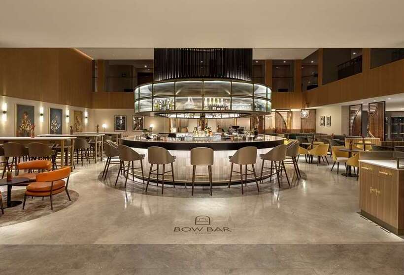 هتل Hilton London Metropole