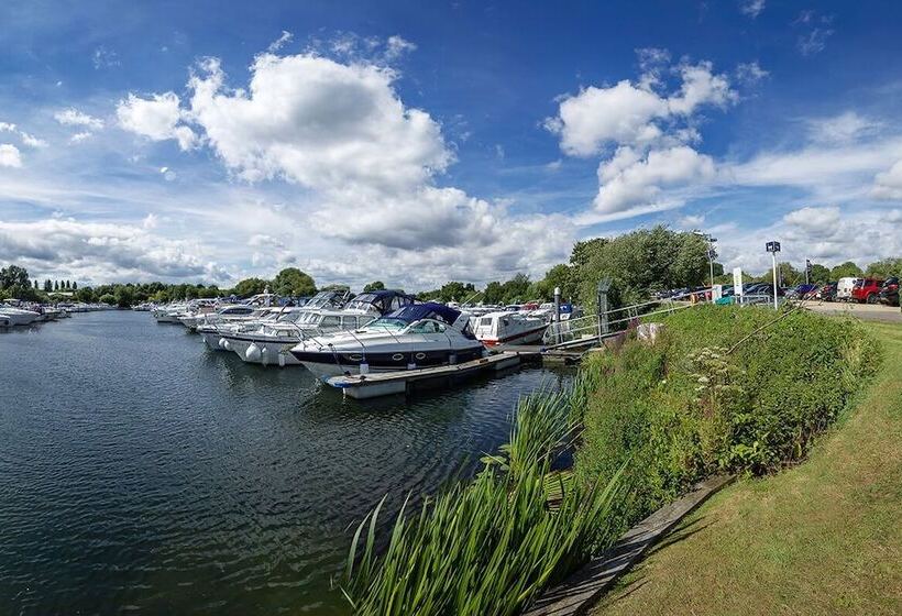 ホテル Holiday Inn High Wycombe M40, Jct.4, An Ihg