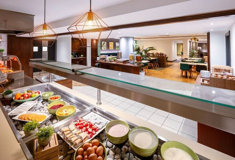 ホテル Holiday Inn High Wycombe M40, Jct.4, An Ihg