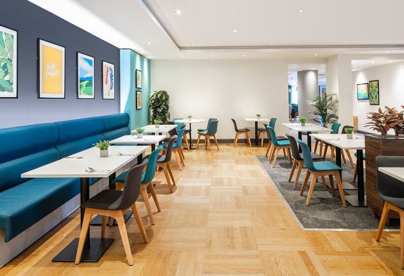 ホテル Holiday Inn High Wycombe M40, Jct.4, An Ihg