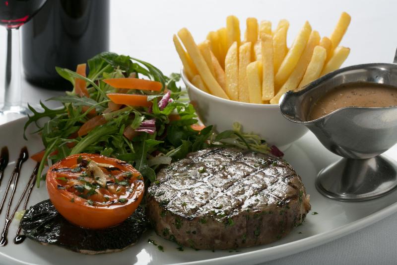 호텔 Holiday Inn London  Wembley