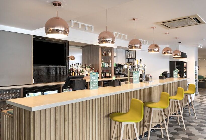 Отель Holiday Inn Norwich, Ipswich Road, An Ihg