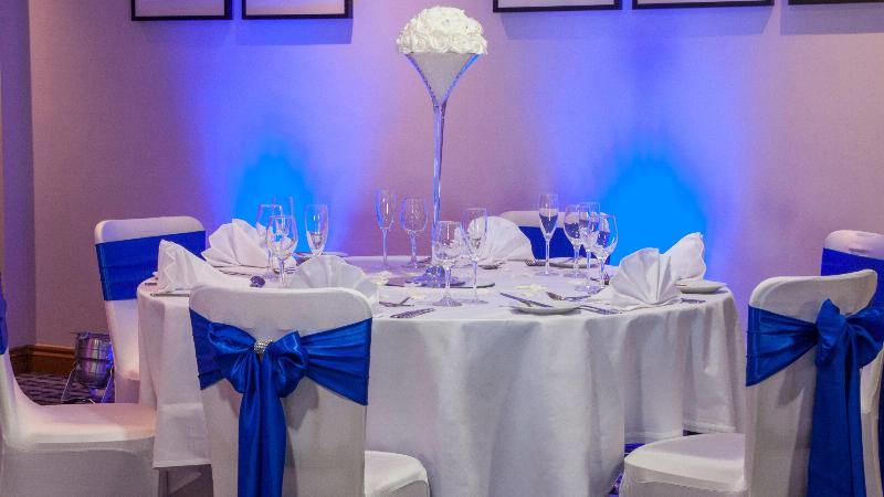 ホテル Holiday Inn Swindon, An Ihg