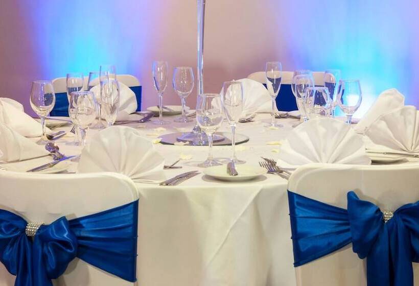 ホテル Holiday Inn Swindon, An Ihg