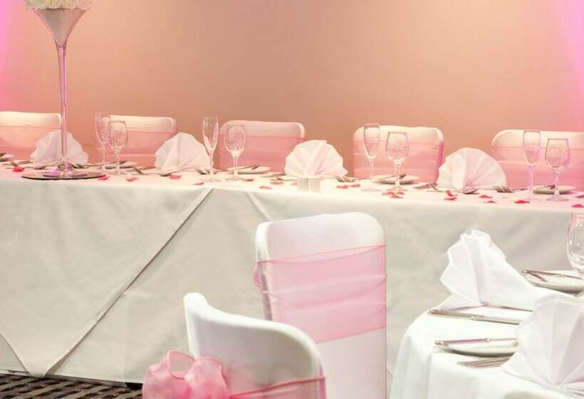 ホテル Holiday Inn Swindon, An Ihg