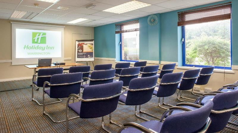 Отель Holiday Inn Warrington, An Ihg