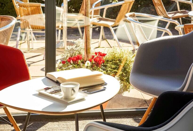 호텔 Ibis London Luton Airport