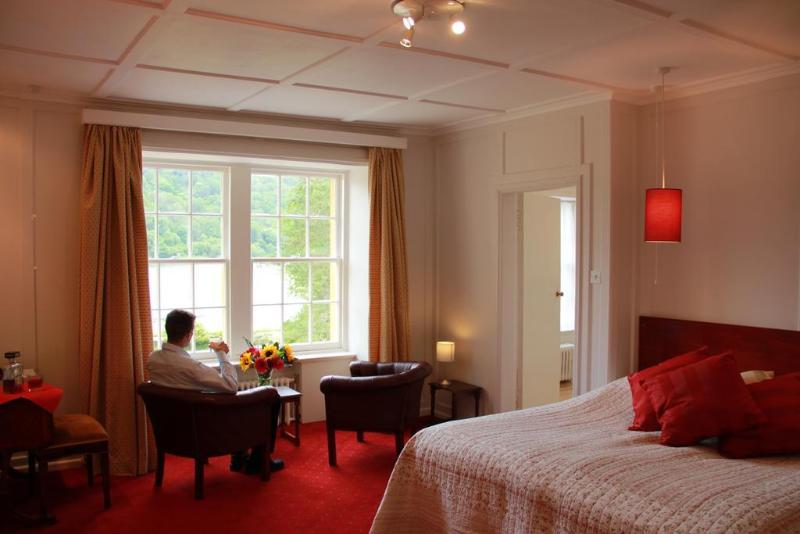 هتل Knipoch House