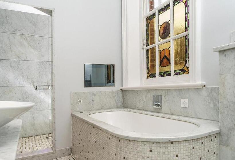 ホテル Lainston House