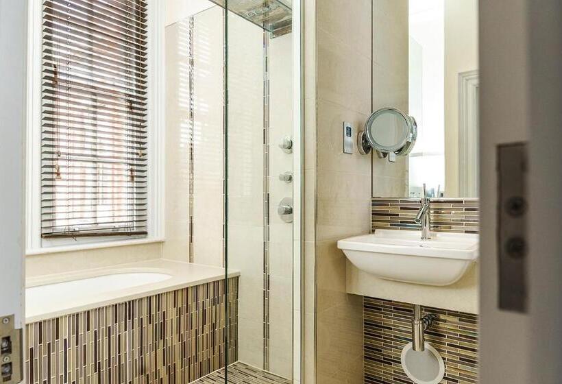 ホテル Lainston House