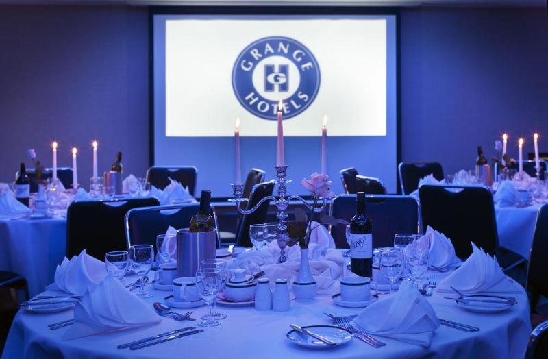 Отель Gem Langham Court