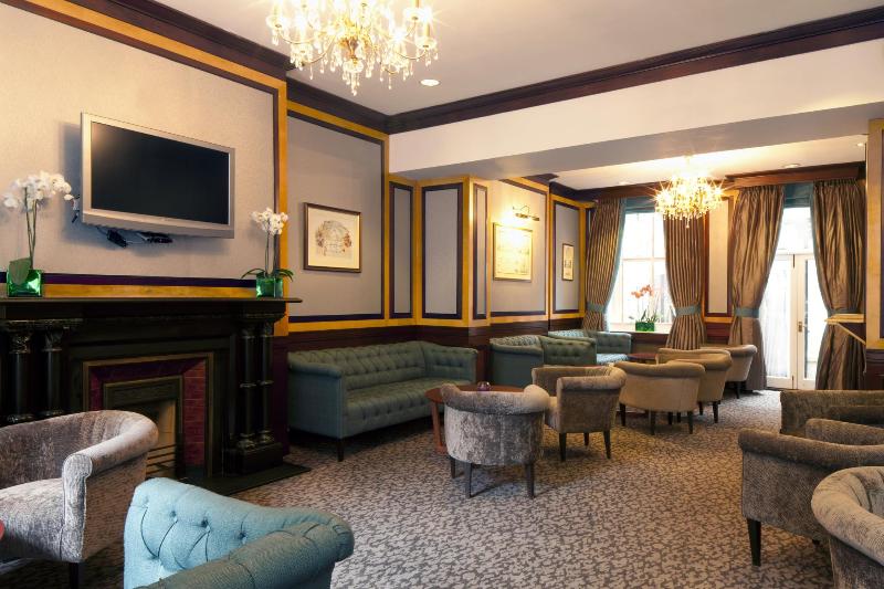 Отель Gem Langham Court