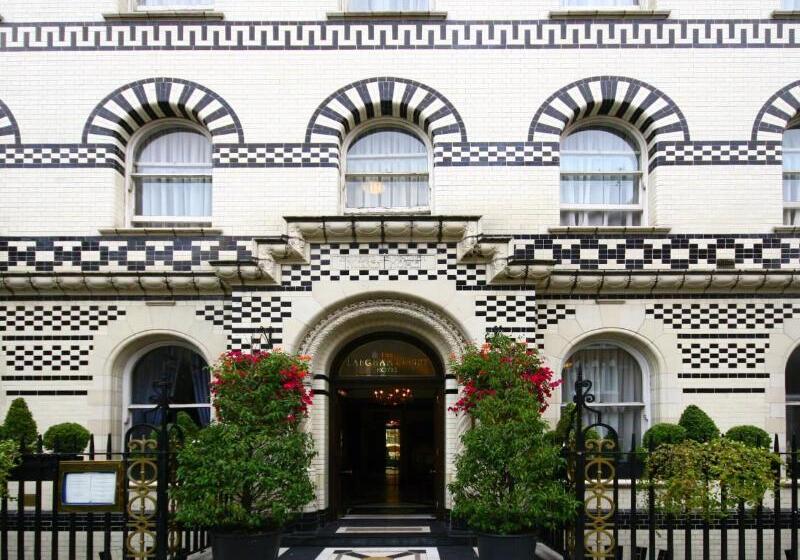 Отель Gem Langham Court