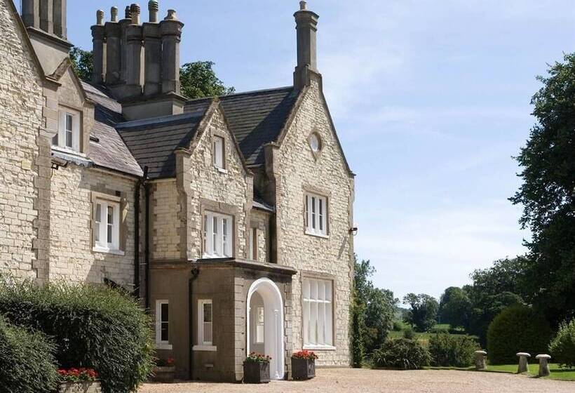 ホテル Langrish House