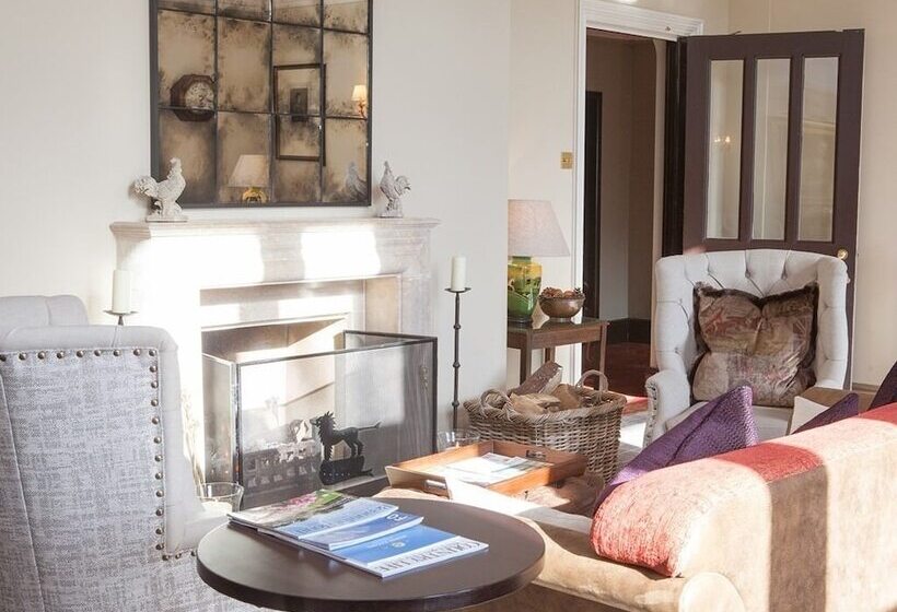 ホテル Langrish House