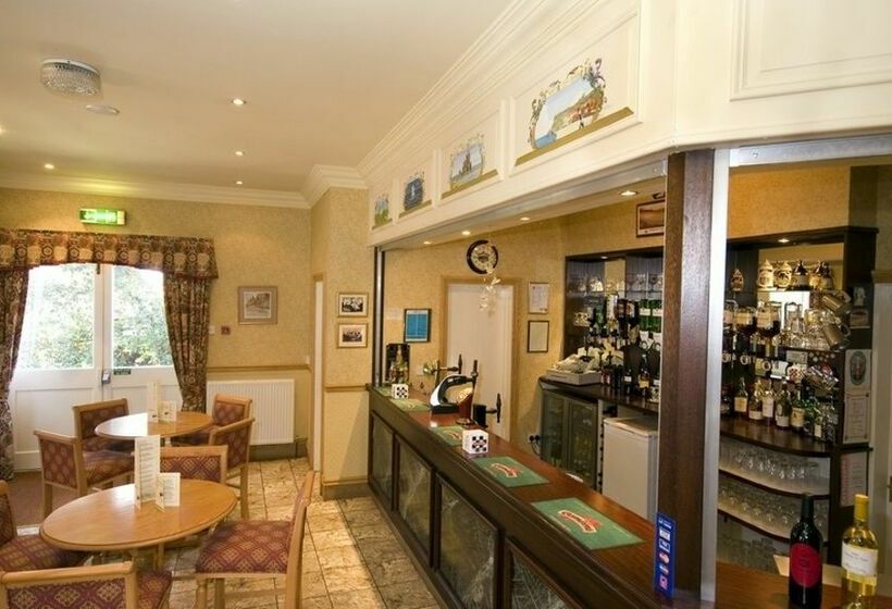 Отель Larpool Hall