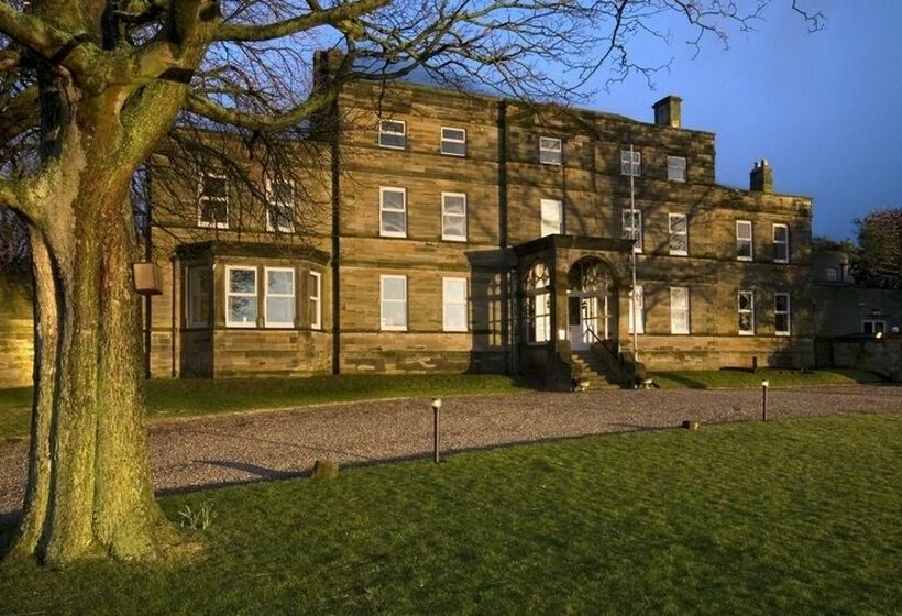 Отель Larpool Hall