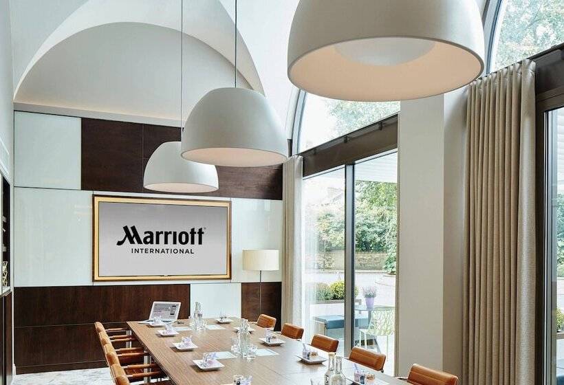 London Marriott Hotel Regents Park