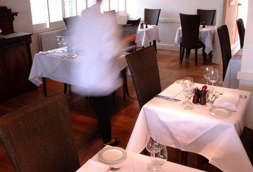 Lugger Hotel ‘a Bespoke Hotel’