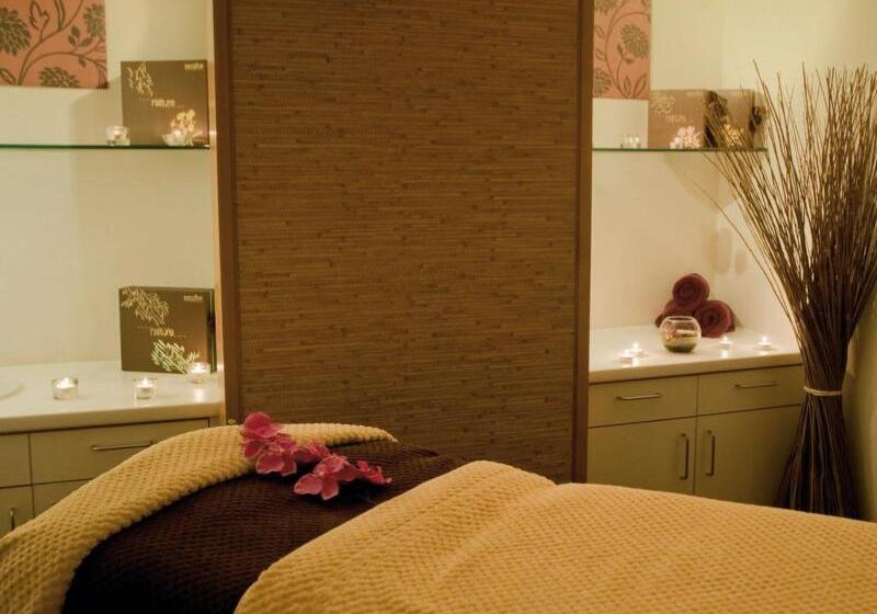 Macdonald Alveston Manor Hotel & Spa