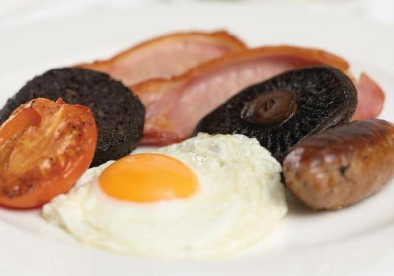 فندق Macdonald Bear