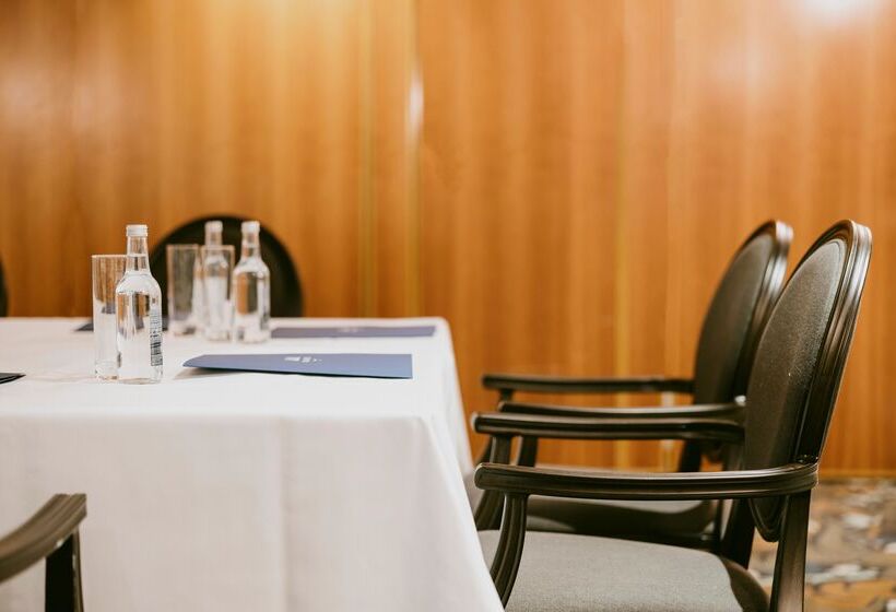 בית מלון כפרי Marine Troon