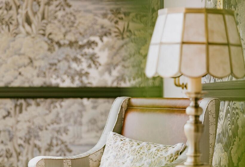 בית מלון כפרי Marine Troon