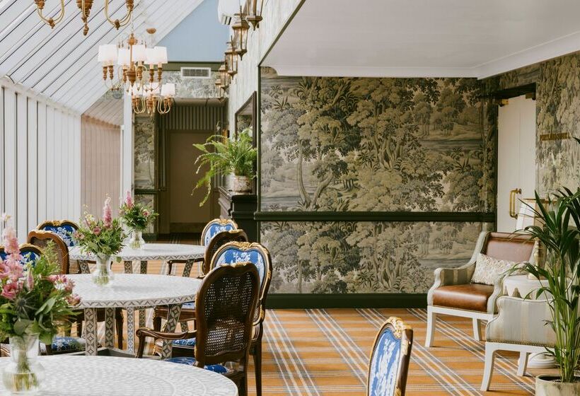 בית מלון כפרי Marine Troon