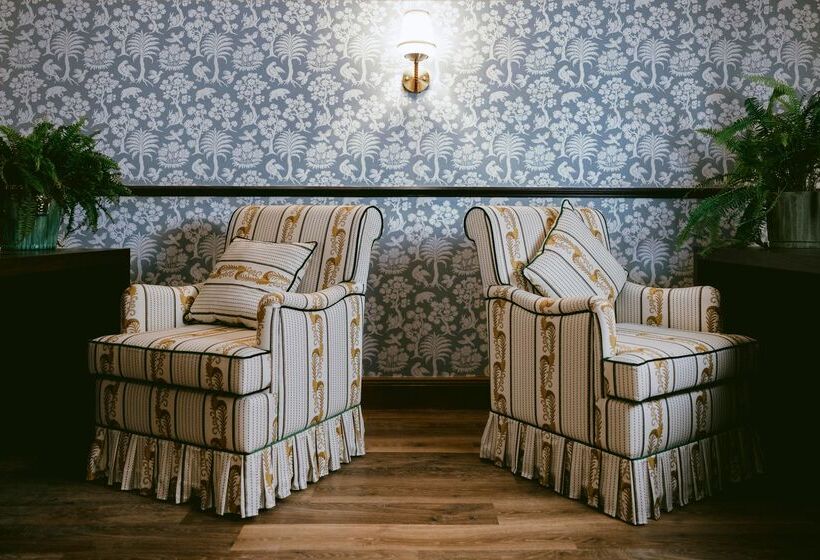 בית מלון כפרי Marine Troon