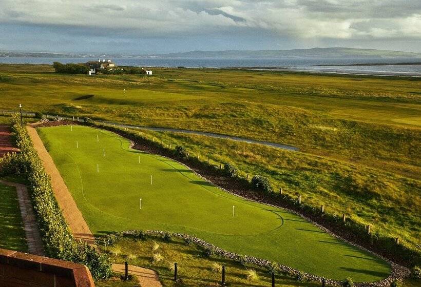 בית מלון כפרי Marine Troon