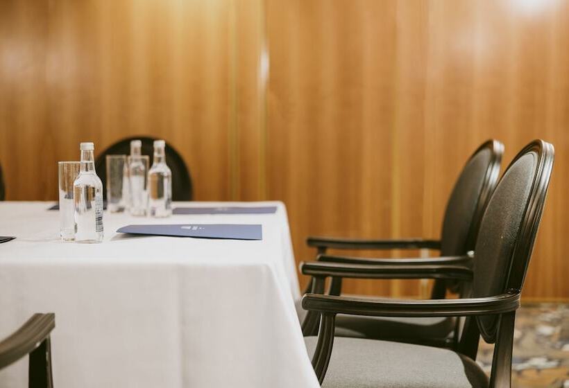 בית מלון כפרי Marine Troon