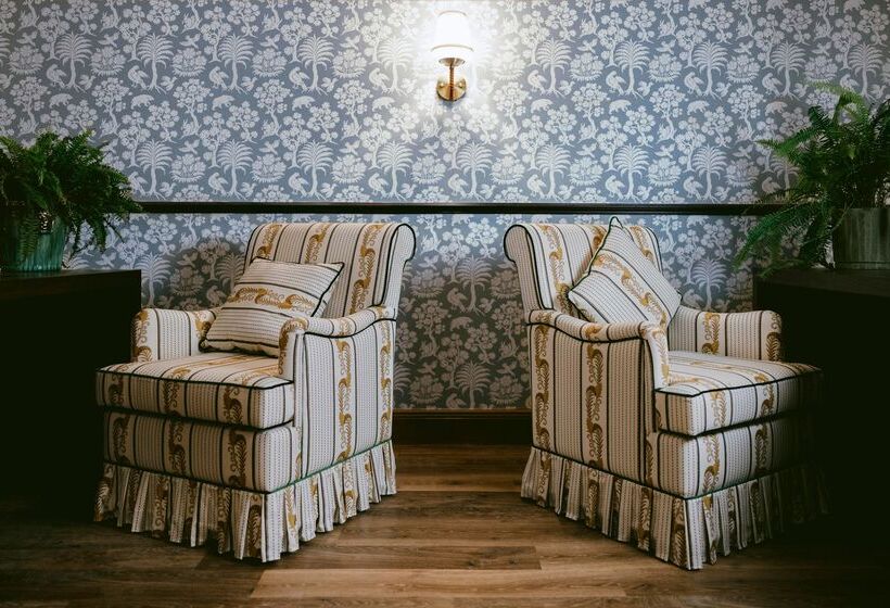 בית מלון כפרי Marine Troon