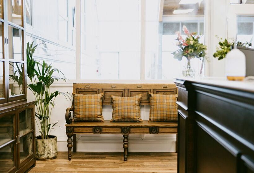 בית מלון כפרי Marine Troon