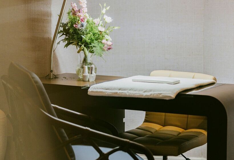 בית מלון כפרי Marine Troon