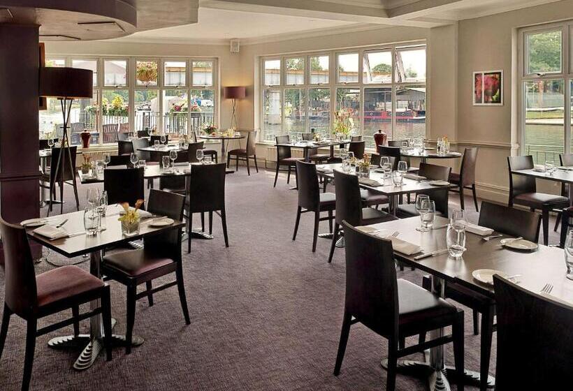 فندق Mercure London Stainesuponthames