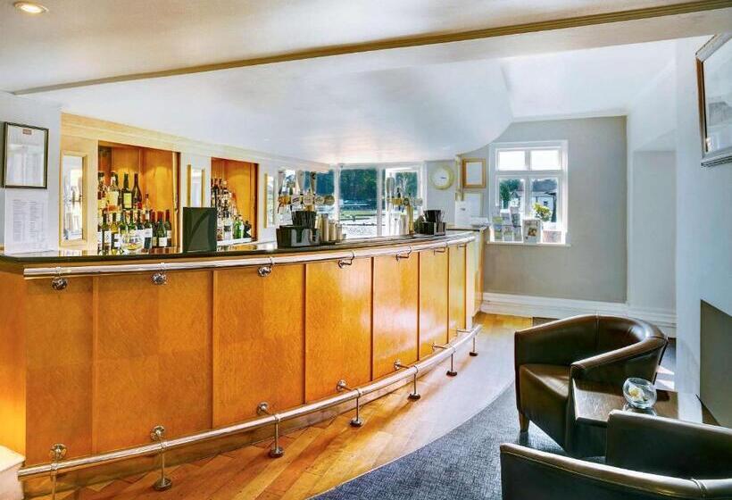 酒店 Mercure London Stainesuponthames