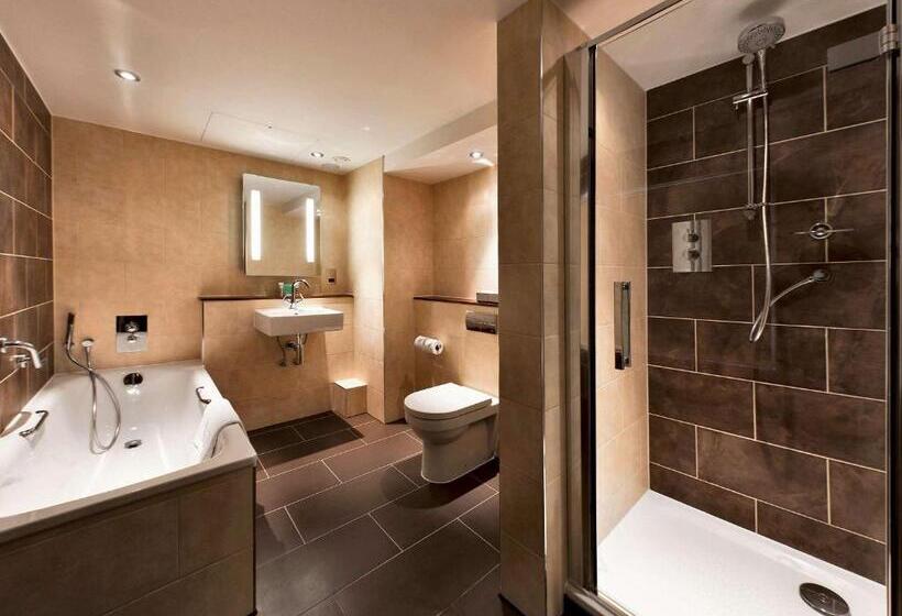 فندق Mercure London Stainesuponthames