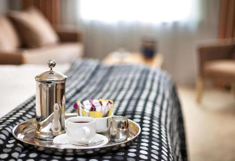 فندق Mercure London Stainesuponthames