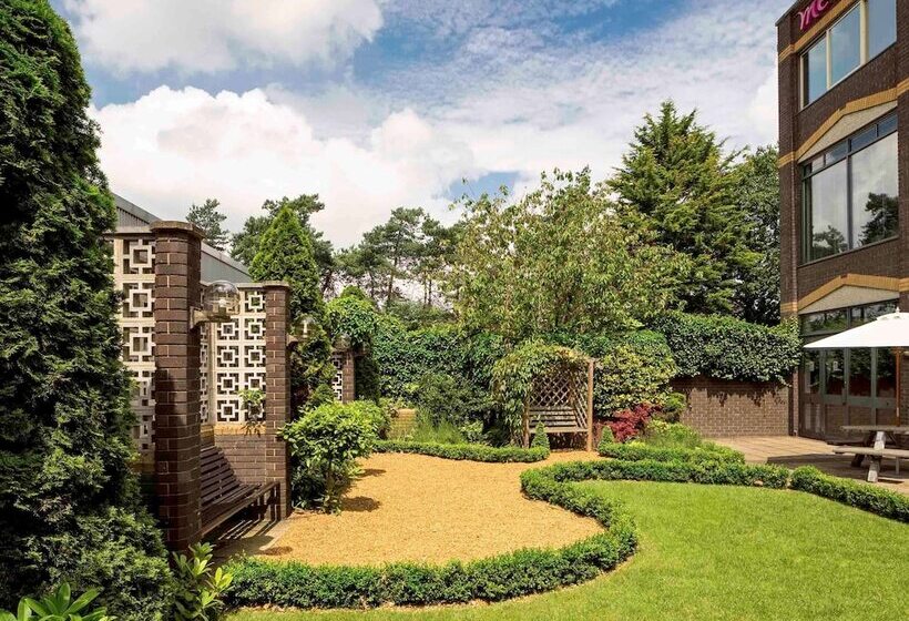 Отель Mercure Norwich